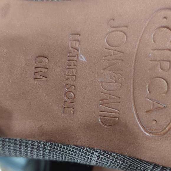 Joan & David Pump Plaid Bessete Black Patent Leather Women Heels Sz 6M - Picture 11 of 11